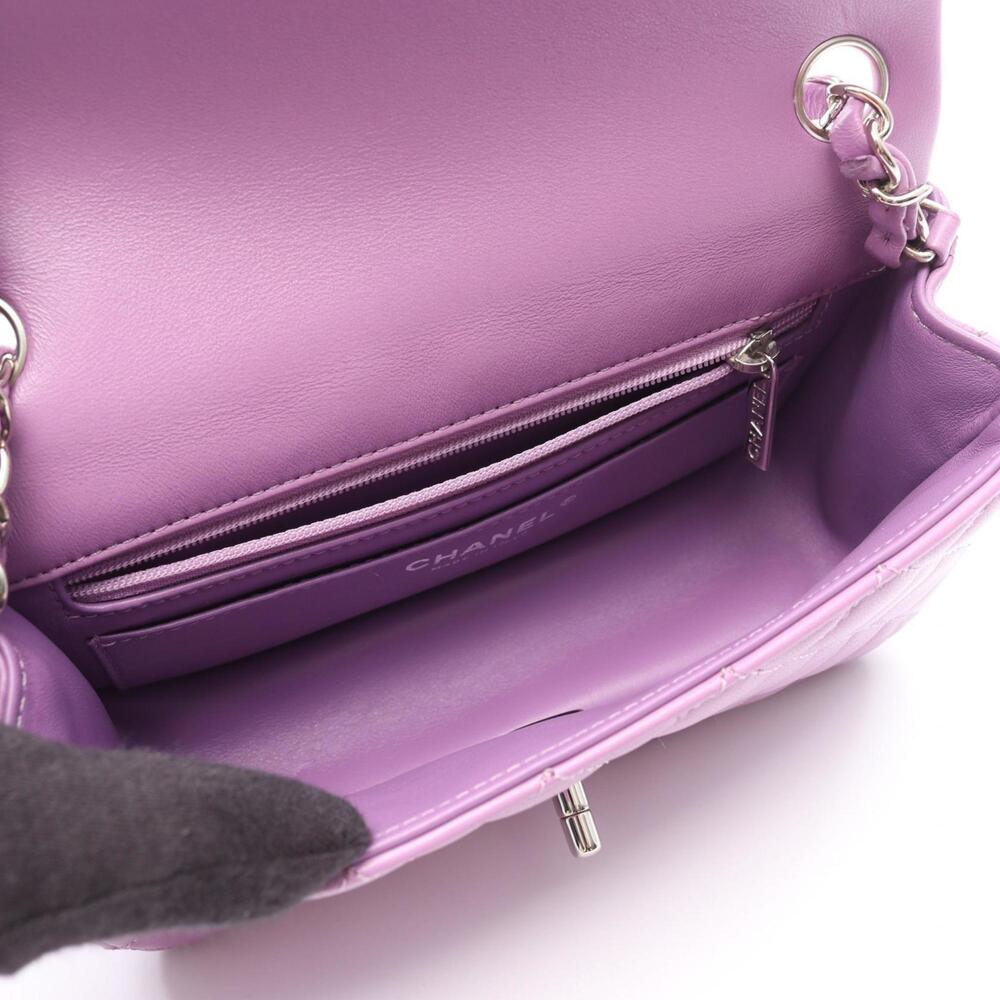 CHANEL Mini Matelasse 20 Shoulder Bag in Lambskin Leather, Purple, Women's, A... - Picture 3 of 6